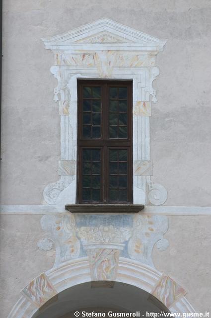  Ospitale - Affreschi - click to next image