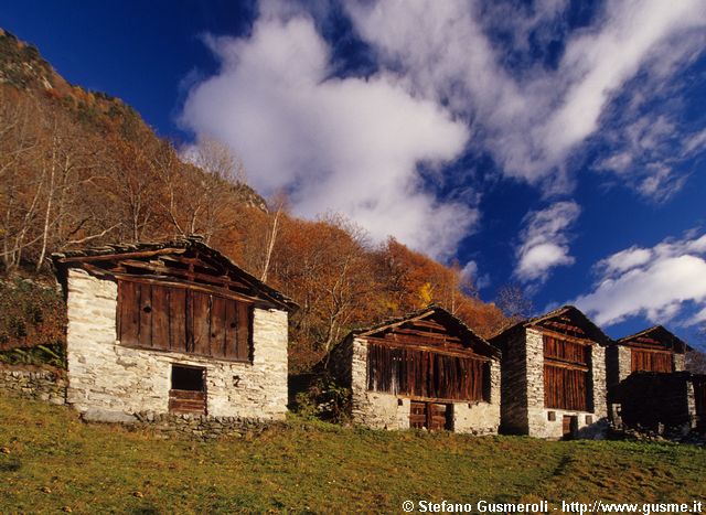  Fienili - click to next image