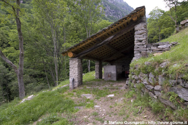 Lavatoio - click to next image
