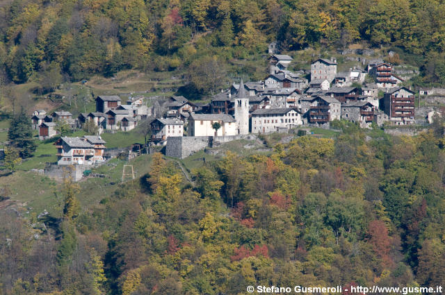  Savogno - click to next image