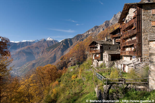  Savogno - click to next image