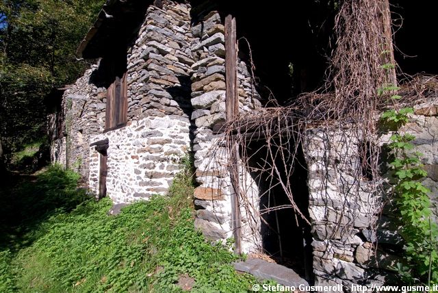  Stalle Ronchi - click to next image