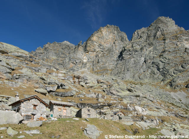  Alpe Cornera e pizzo Camoscera - click to next image