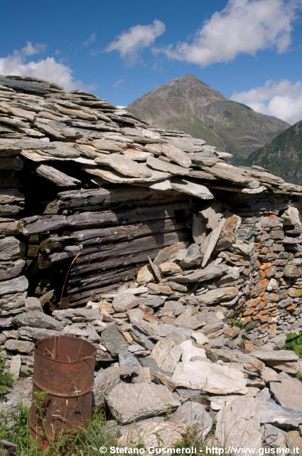  Baitone cadente - click to next image