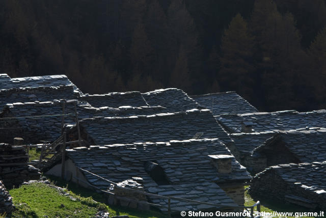  Tetti di Avero - click to next image