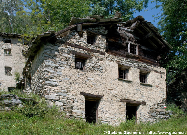  Rustico - click to next image