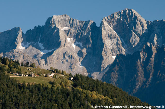  Lagoncio, monti Conco e Gruf - click to next image