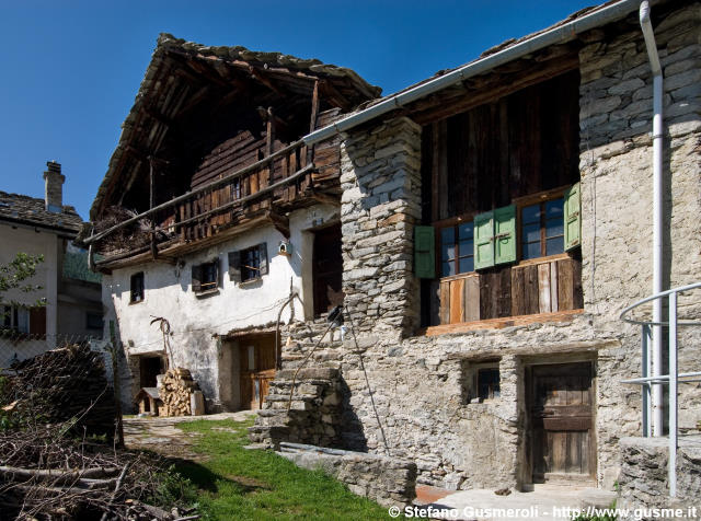  Rustici - click to next image