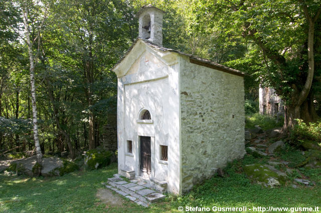  Vallesegna - Cappelletta - click to next image