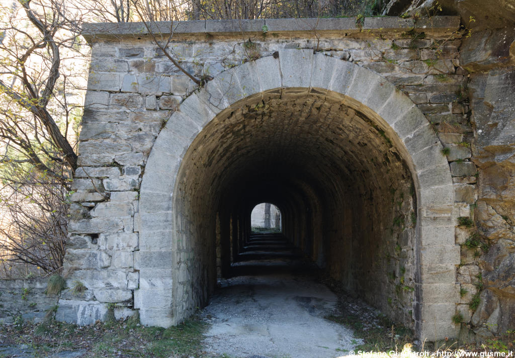  Testata della galleria - click to next image