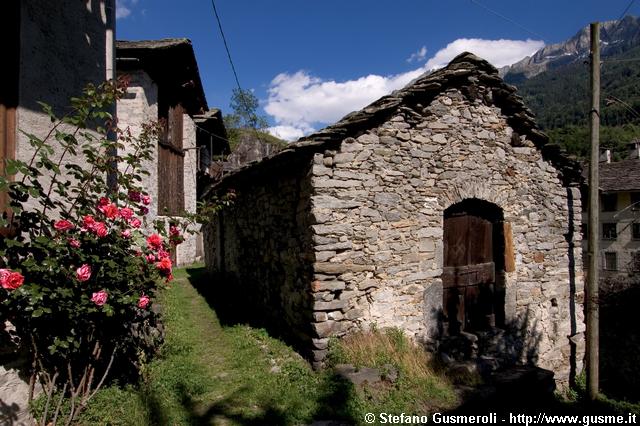  Baite e fienili - click to next image
