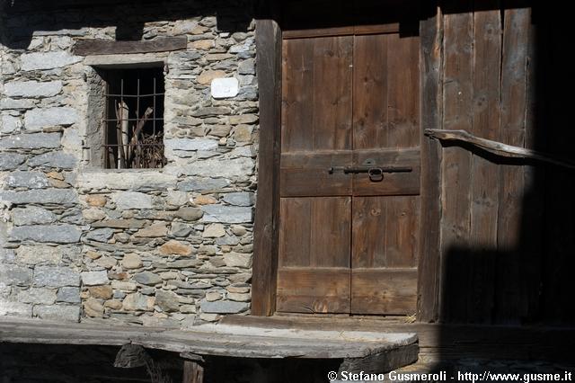  Ingresso baita - click to next image