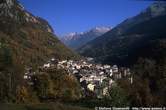 20051031_140_18 Villa di Chiavenna vista da Posmotta