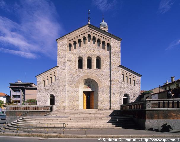  S.Ambrogio a Giubiano - Facciata - click to next image